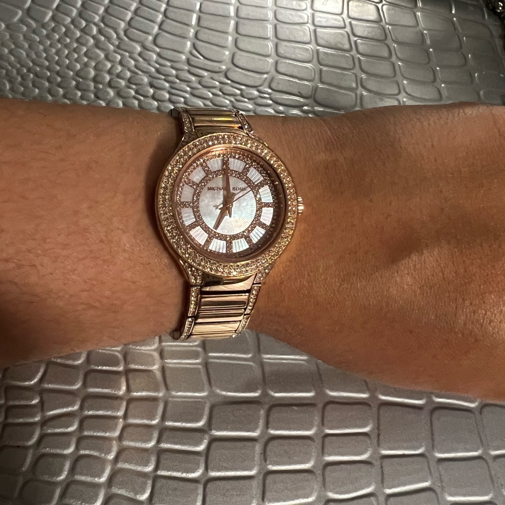 Michael Kors Rose gold watch